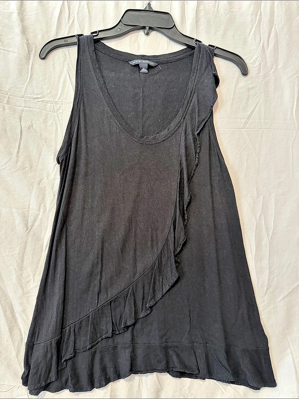 Banana Republic Black Ruffle Top Size Medium Like New